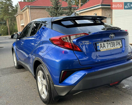 Синий Тойота C-HR, объемом двигателя 1.2 л и пробегом 75 тыс. км за 17300 $, фото 17 на Automoto.ua