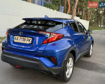 Синий Тойота C-HR, объемом двигателя 1.2 л и пробегом 70 тыс. км за 17500 $, фото 25 на Automoto.ua