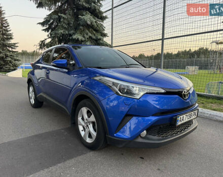 Синий Тойота C-HR, объемом двигателя 1.2 л и пробегом 70 тыс. км за 17500 $, фото 3 на Automoto.ua