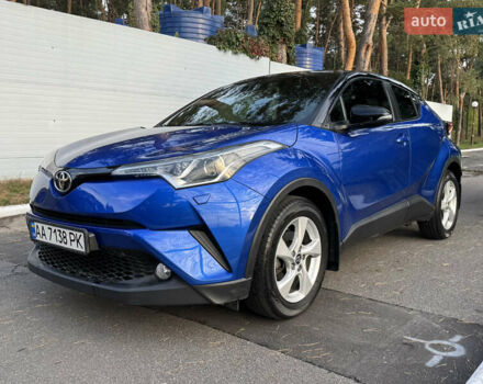 Синий Тойота C-HR, объемом двигателя 1.2 л и пробегом 75 тыс. км за 17300 $, фото 4 на Automoto.ua