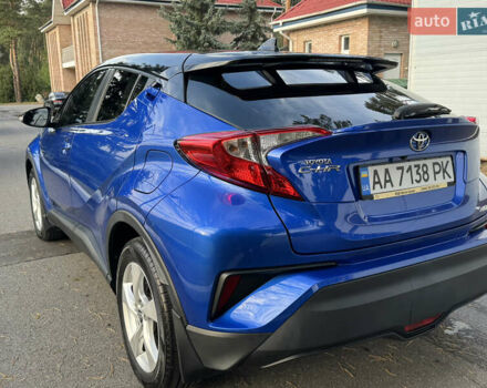 Синий Тойота C-HR, объемом двигателя 1.2 л и пробегом 75 тыс. км за 17300 $, фото 14 на Automoto.ua