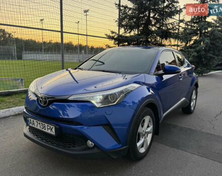 Синий Тойота C-HR, объемом двигателя 1.2 л и пробегом 70 тыс. км за 17500 $, фото 17 на Automoto.ua