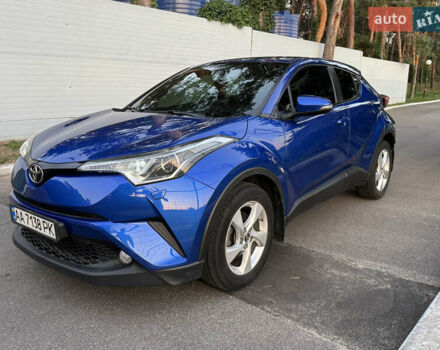 Синий Тойота C-HR, объемом двигателя 1.2 л и пробегом 70 тыс. км за 17500 $, фото 14 на Automoto.ua