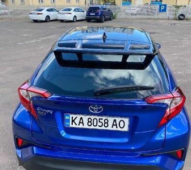 Синий Тойота C-HR, объемом двигателя 2 л и пробегом 123 тыс. км за 15500 $, фото 1 на Automoto.ua