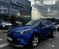 Синий Тойота C-HR, объемом двигателя 1.99 л и пробегом 148 тыс. км за 18500 $, фото 2 на Automoto.ua