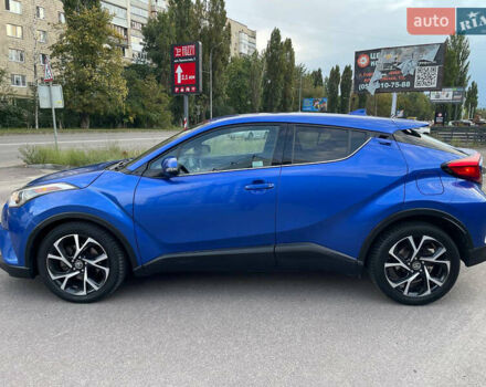 Синий Тойота C-HR, объемом двигателя 1.99 л и пробегом 126 тыс. км за 16999 $, фото 3 на Automoto.ua