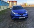 Синій Тойота C-HR, об'ємом двигуна 2 л та пробігом 51 тис. км за 19000 $, фото 1 на Automoto.ua