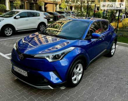 Синий Тойота C-HR, объемом двигателя 2 л и пробегом 148 тыс. км за 18600 $, фото 3 на Automoto.ua