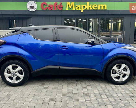 Синий Тойота C-HR, объемом двигателя 1.2 л и пробегом 105 тыс. км за 17500 $, фото 2 на Automoto.ua