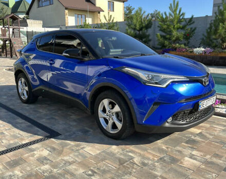 Синий Тойота C-HR, объемом двигателя 1.2 л и пробегом 74 тыс. км за 22000 $, фото 5 на Automoto.ua