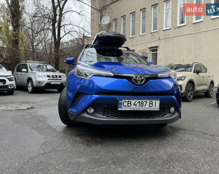 Синій Тойота C-HR, об'ємом двигуна 1.99 л та пробігом 108 тис. км за 18489 $, фото 2 на Automoto.ua