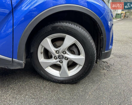 Синій Тойота C-HR, об'ємом двигуна 1.99 л та пробігом 108 тис. км за 18489 $, фото 13 на Automoto.ua