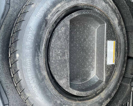 Синий Тойота C-HR, объемом двигателя 1.99 л и пробегом 126 тыс. км за 16999 $, фото 18 на Automoto.ua