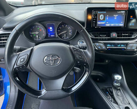 Синий Тойота C-HR, объемом двигателя 1.99 л и пробегом 126 тыс. км за 16999 $, фото 14 на Automoto.ua