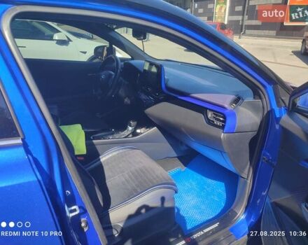 Синій Тойота C-HR, об'ємом двигуна 1.2 л та пробігом 1 тис. км за 18000 $, фото 9 на Automoto.ua