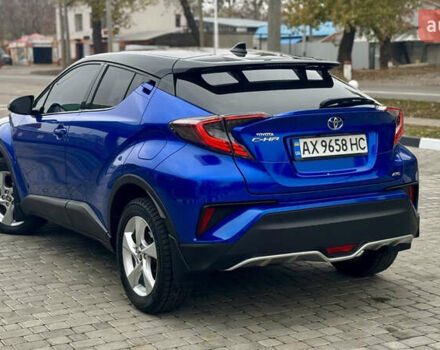 Синий Тойота C-HR, объемом двигателя 1.2 л и пробегом 105 тыс. км за 17500 $, фото 6 на Automoto.ua