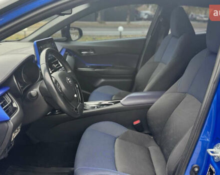 Синий Тойота C-HR, объемом двигателя 1.2 л и пробегом 105 тыс. км за 17500 $, фото 19 на Automoto.ua