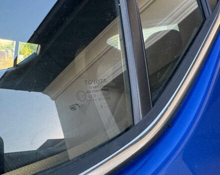 Синий Тойота C-HR, объемом двигателя 2 л и пробегом 113 тыс. км за 21300 $, фото 20 на Automoto.ua