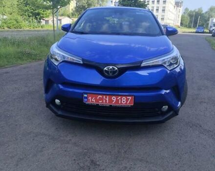 Синий Тойота C-HR, объемом двигателя 1.8 л и пробегом 150 тыс. км за 16600 $, фото 2 на Automoto.ua