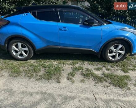 Синій Тойота C-HR, об'ємом двигуна 1.8 л та пробігом 250 тис. км за 21000 $, фото 1 на Automoto.ua
