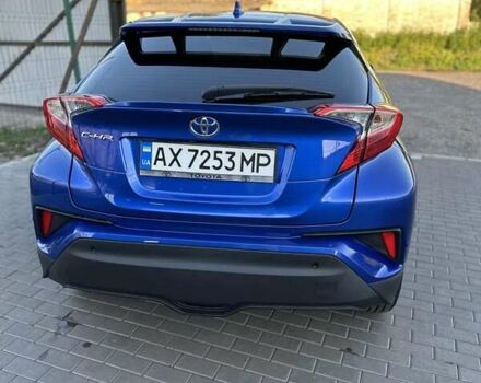Синий Тойота C-HR, объемом двигателя 1.99 л и пробегом 101 тыс. км за 18600 $, фото 4 на Automoto.ua