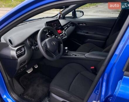 Синий Тойота C-HR, объемом двигателя 1.99 л и пробегом 101 тыс. км за 17490 $, фото 14 на Automoto.ua