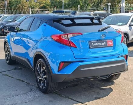 Синий Тойота C-HR, объемом двигателя 2 л и пробегом 80 тыс. км за 17790 $, фото 10 на Automoto.ua