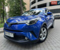 Синий Тойота C-HR, объемом двигателя 1.8 л и пробегом 140 тыс. км за 19999 $, фото 1 на Automoto.ua