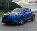 Синий Тойота C-HR, объемом двигателя 1.99 л и пробегом 101 тыс. км за 17490 $, фото 1 на Automoto.ua