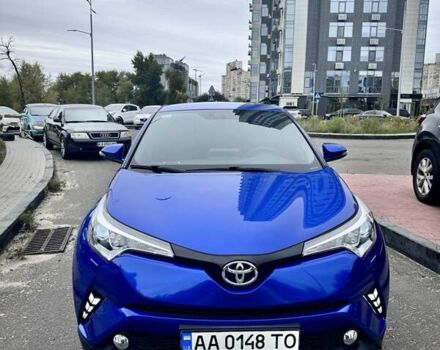 Синій Тойота C-HR, об'ємом двигуна 1.2 л та пробігом 58 тис. км за 18700 $, фото 2 на Automoto.ua