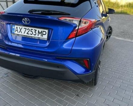 Синий Тойота C-HR, объемом двигателя 1.99 л и пробегом 101 тыс. км за 18600 $, фото 10 на Automoto.ua