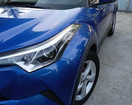 Синий Тойота C-HR, объемом двигателя 1.2 л и пробегом 110 тыс. км за 15300 $, фото 6 на Automoto.ua