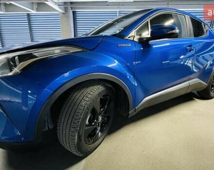 Синий Тойота C-HR, объемом двигателя 1.8 л и пробегом 79 тыс. км за 22600 $, фото 51 на Automoto.ua