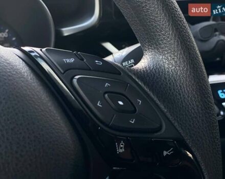 Синий Тойота C-HR, объемом двигателя 1.99 л и пробегом 101 тыс. км за 17490 $, фото 25 на Automoto.ua