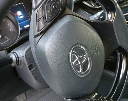 Синий Тойота C-HR, объемом двигателя 1.2 л и пробегом 110 тыс. км за 15300 $, фото 19 на Automoto.ua