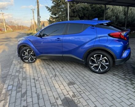 Синий Тойота C-HR, объемом двигателя 2 л и пробегом 32 тыс. км за 18300 $, фото 1 на Automoto.ua