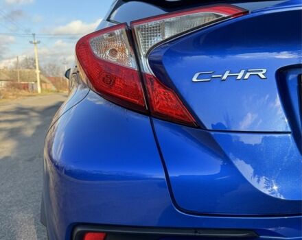 Синий Тойота C-HR, объемом двигателя 2 л и пробегом 32 тыс. км за 18300 $, фото 21 на Automoto.ua
