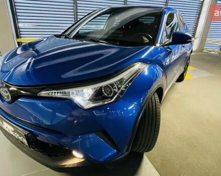 Синий Тойота C-HR, объемом двигателя 1.8 л и пробегом 79 тыс. км за 22600 $, фото 31 на Automoto.ua
