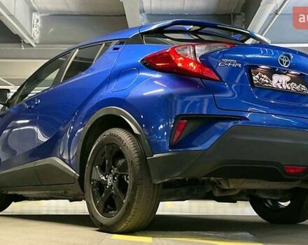 Синий Тойота C-HR, объемом двигателя 1.8 л и пробегом 79 тыс. км за 22600 $, фото 12 на Automoto.ua