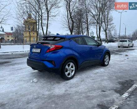 Тойота C-HR 2018 у Коломые на Automoto.ua Синій Тойота C-HR, об'ємом двигуна 1.99 л та пробігом 56 тис. км за 16300 $, фото 11 на Automoto.ua
