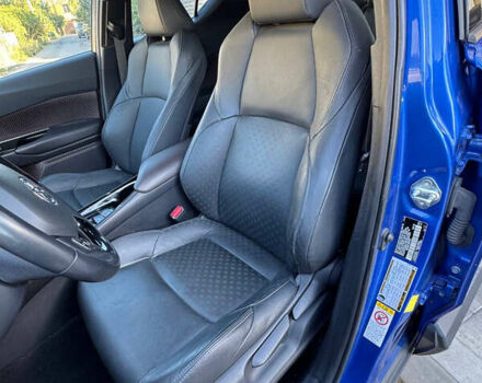 Синий Тойота C-HR, объемом двигателя 2 л и пробегом 113 тыс. км за 21300 $, фото 11 на Automoto.ua