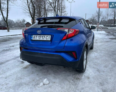 Тойота C-HR 2018 у Коломые на Automoto.ua Синій Тойота C-HR, об'ємом двигуна 1.99 л та пробігом 56 тис. км за 16300 $, фото 10 на Automoto.ua