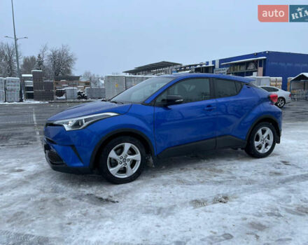 Тойота C-HR 2018 у Коломые на Automoto.ua Синій Тойота C-HR, об'ємом двигуна 1.99 л та пробігом 56 тис. км за 16300 $, фото 14 на Automoto.ua