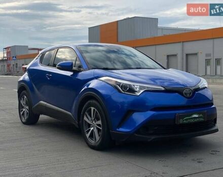 Синий Тойота C-HR, объемом двигателя 1.99 л и пробегом 101 тыс. км за 17490 $, фото 4 на Automoto.ua