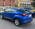 Синий Тойота C-HR, объемом двигателя 1.2 л и пробегом 60 тыс. км за 20200 $, фото 1 на Automoto.ua