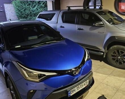 Тойота C-HR 2019 у Одесі на Automoto.ua Синій Тойота C-HR, об'ємом двигуна 1.2 л та пробігом 11 тис. км за 32500 $, фото 3 на Automoto.ua