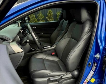 Синий Тойота C-HR, объемом двигателя 2 л и пробегом 107 тыс. км за 18500 $, фото 12 на Automoto.ua