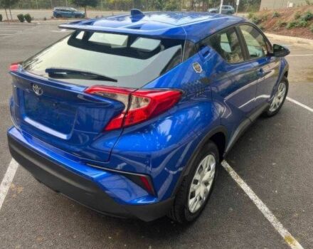 Синий Тойота C-HR, объемом двигателя 2 л и пробегом 80 тыс. км за 7800 $, фото 4 на Automoto.ua