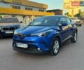 Синий Тойота C-HR, объемом двигателя 1.2 л и пробегом 60 тыс. км за 20200 $, фото 1 на Automoto.ua