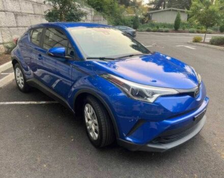Синий Тойота C-HR, объемом двигателя 2 л и пробегом 80 тыс. км за 7800 $, фото 2 на Automoto.ua